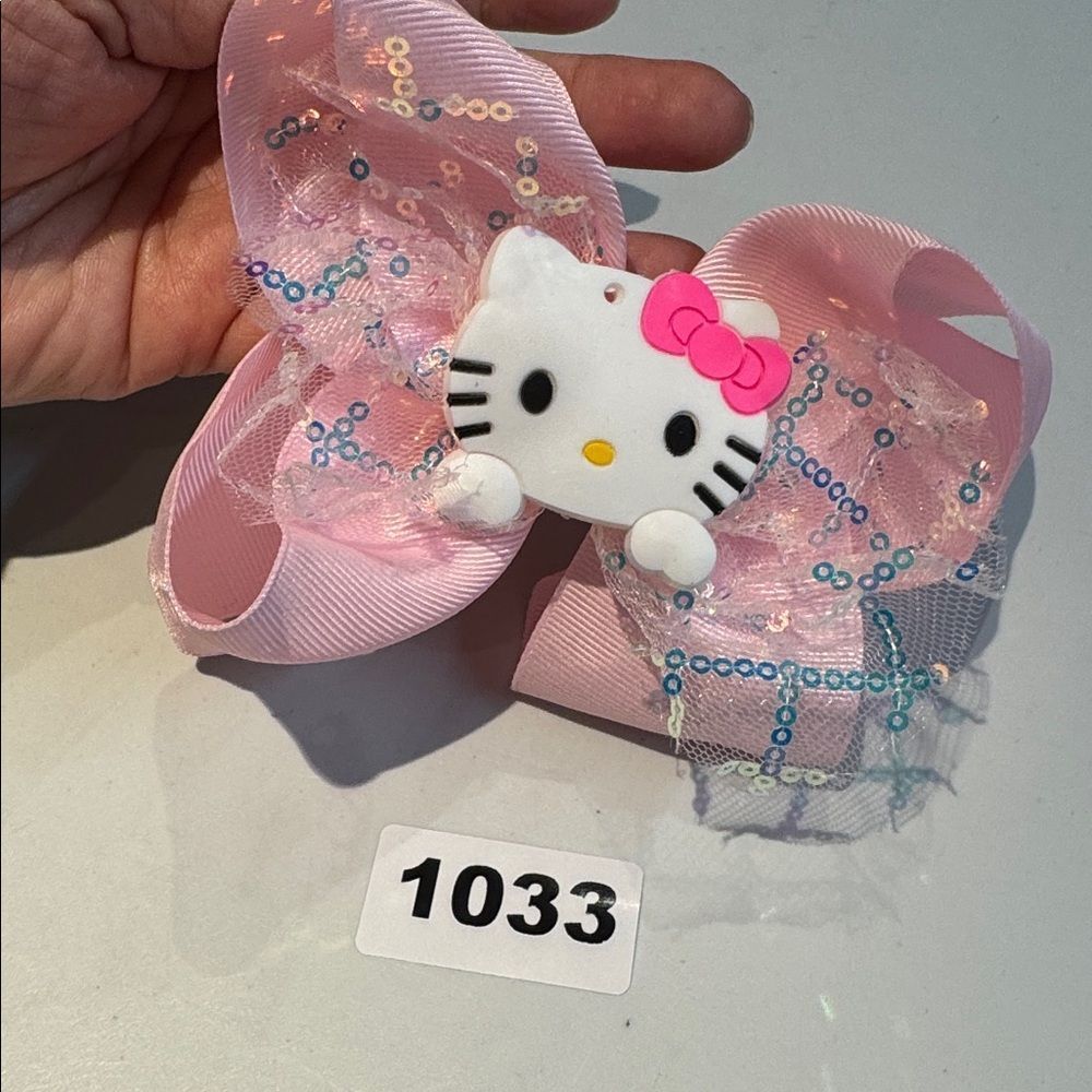 1033 Light  Pink  Color Hello Kitty Hair Bow Alligator Clip